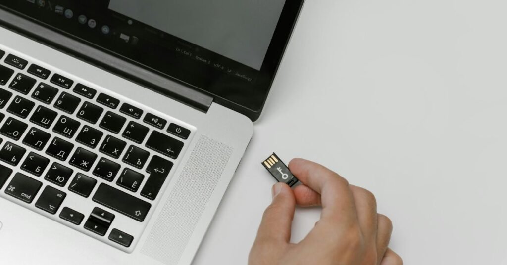 Using Windows installation media ISO to repair missing source files